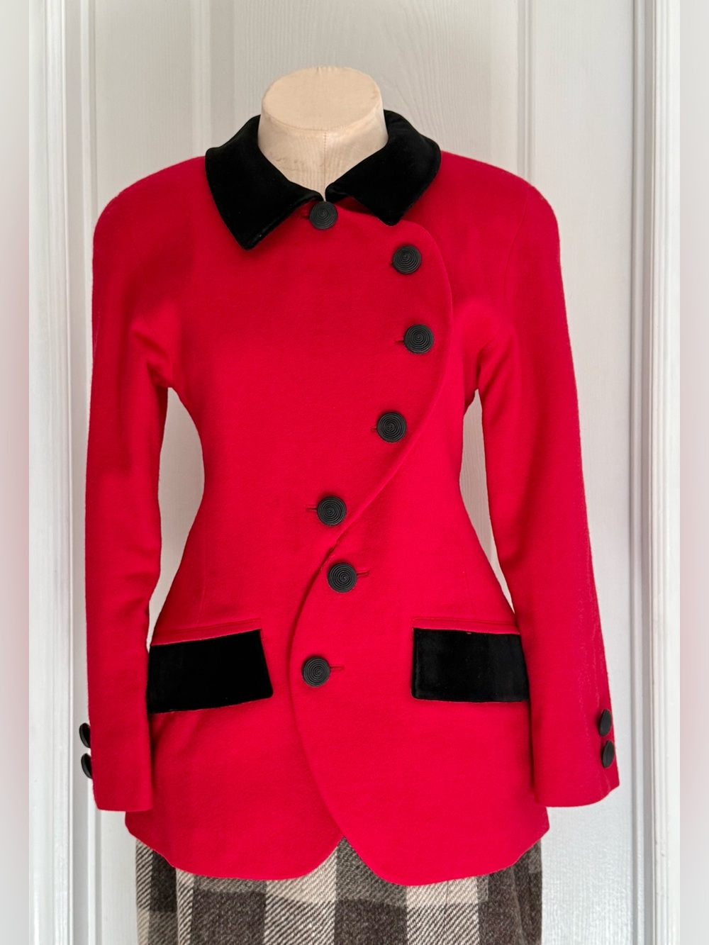 VINTAGE Classic Red Tailored Blazer with Black Velvet Trim